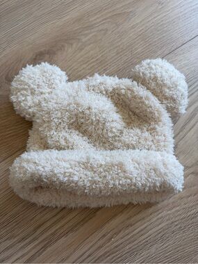 Cozy Cream Plush Pom-Pom Baby Hat
